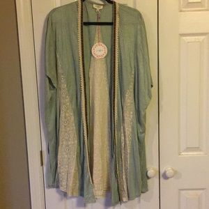 Umgee vest NWT